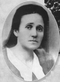 Derevska portret.jpg