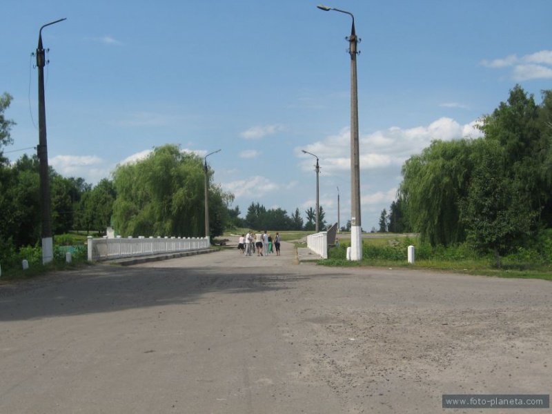 Файл:Центр села.jpg